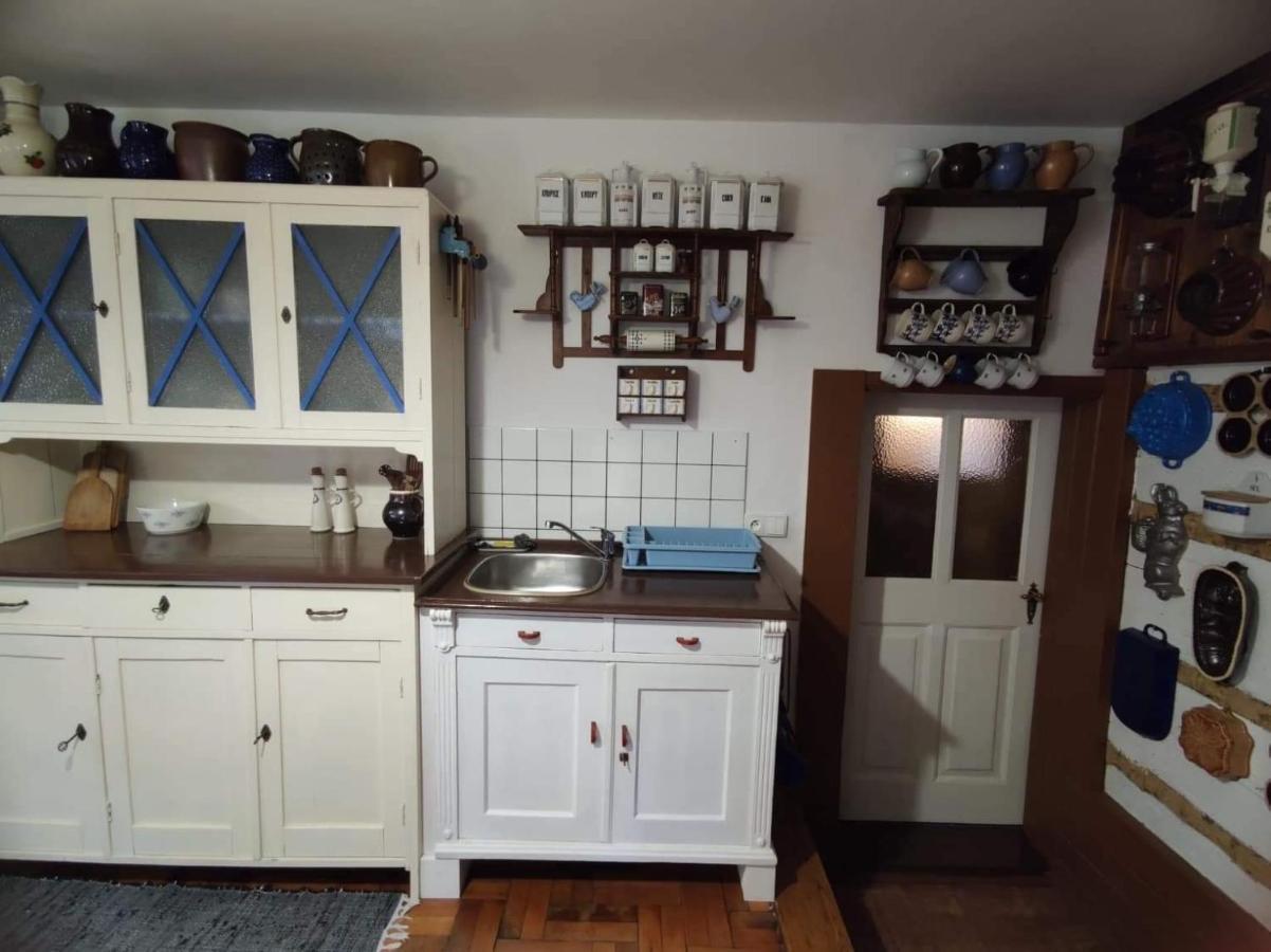 Cafe Nostalgie Ctyrluzkovy Apartman Krásná Lípa Buitenkant foto